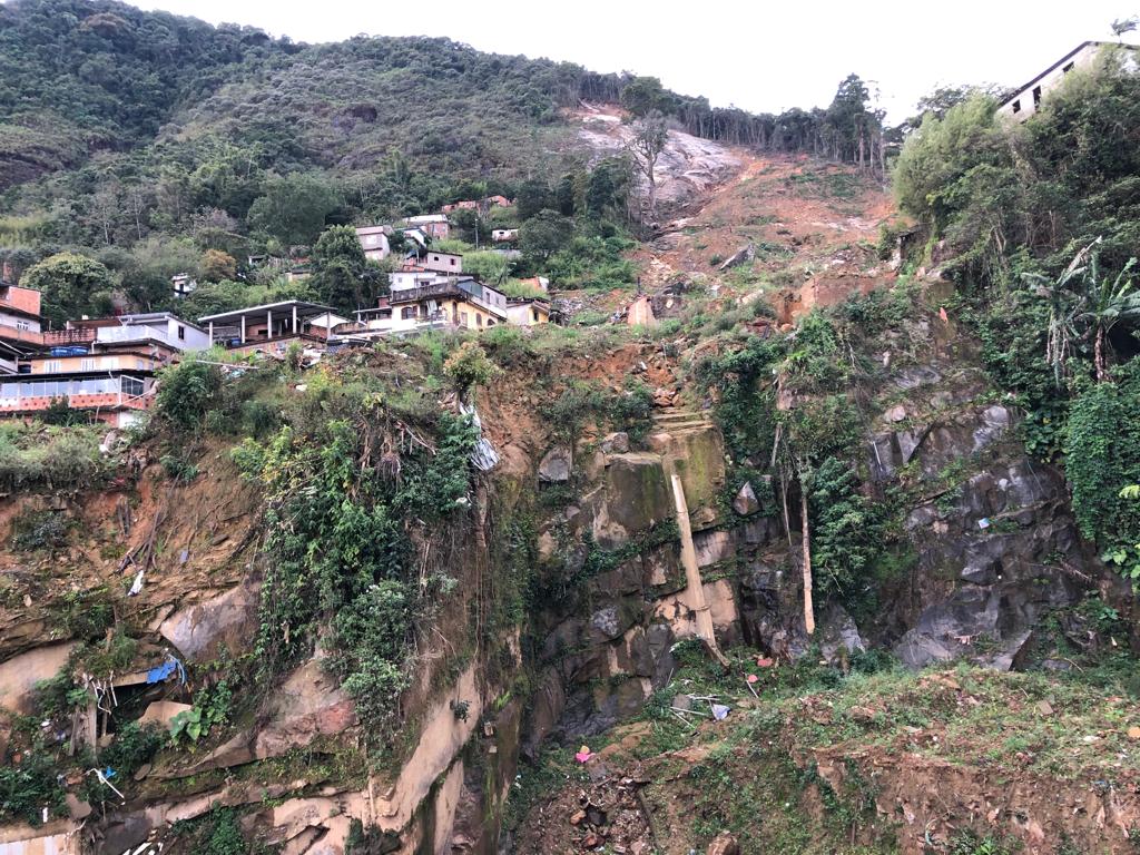 Após seis meses da tragédia localidades de Petrópolis permanecem com cenário de destruição