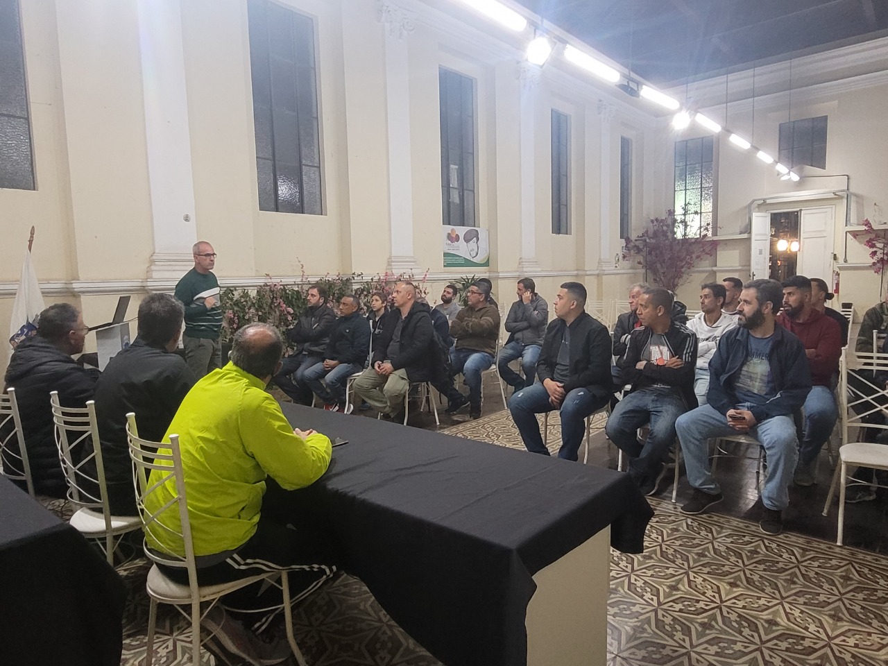Segundo dia de capacitação para profissionais dos campeonatos de futebol e futsal de Petrópolis será nesta sexta-feira (19)
