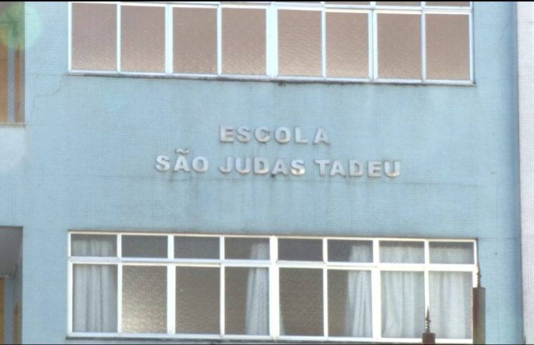 Mãe de jovem agredido em escola de Petrópolis afirma que instituição omitiu o caso