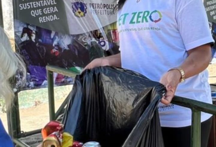 Mais de 34 mil unidades de materiais recicláveis foram recolhidos através do programa de Coleta Seletiva PET Zero