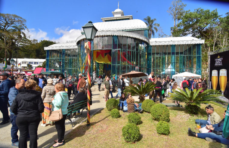Bauernfest: ocupação hoteleira para o último fim de semana da festa está em 77,73%