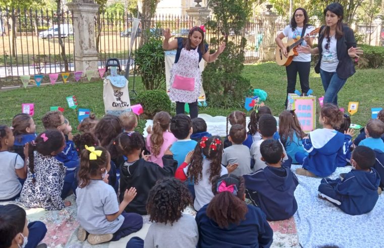 Conexão Esporte leva projeto ‘De Conto em Conto’ para crianças de escolas do Centro de Petrópolis
