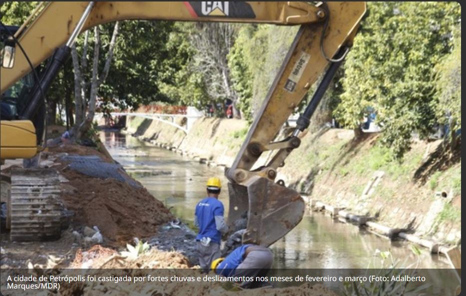 Recursos da Defesa Civil Nacional são utilizados em obras de recuperação em Petrópolis