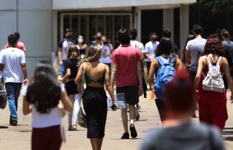 MEC prorroga até amanhã inscrição para o Prouni