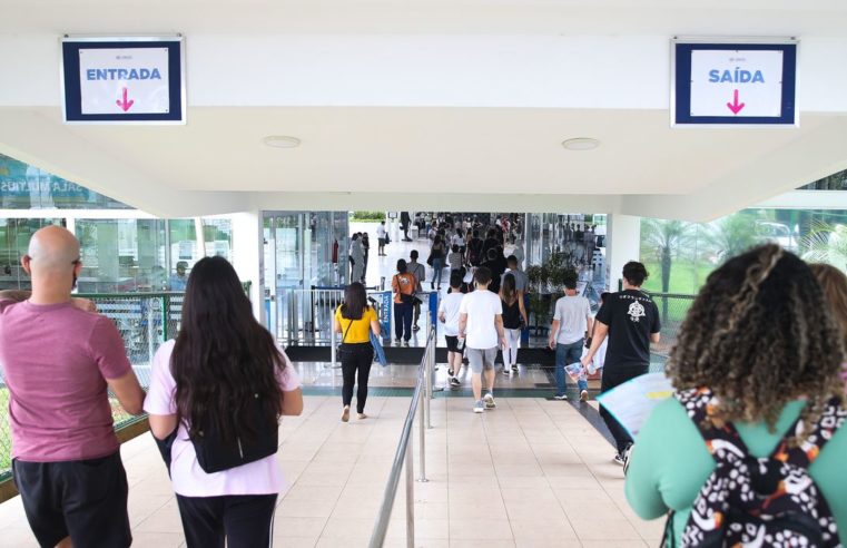 Taxa de inadimplência no ensino superior fica em 8,67%