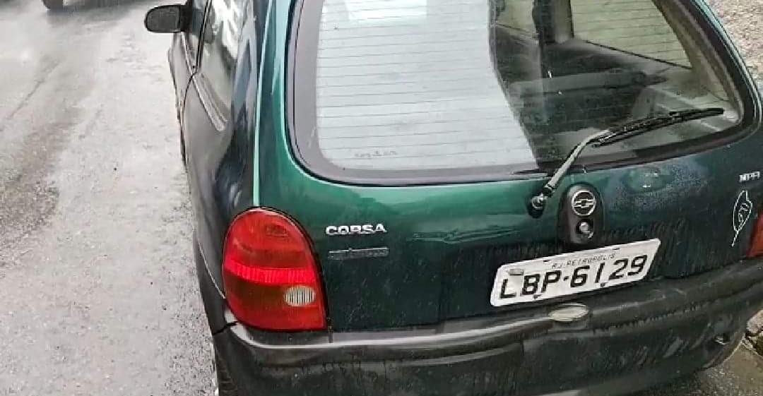 Carro é furtado próximo a Vila Militar no Bingen