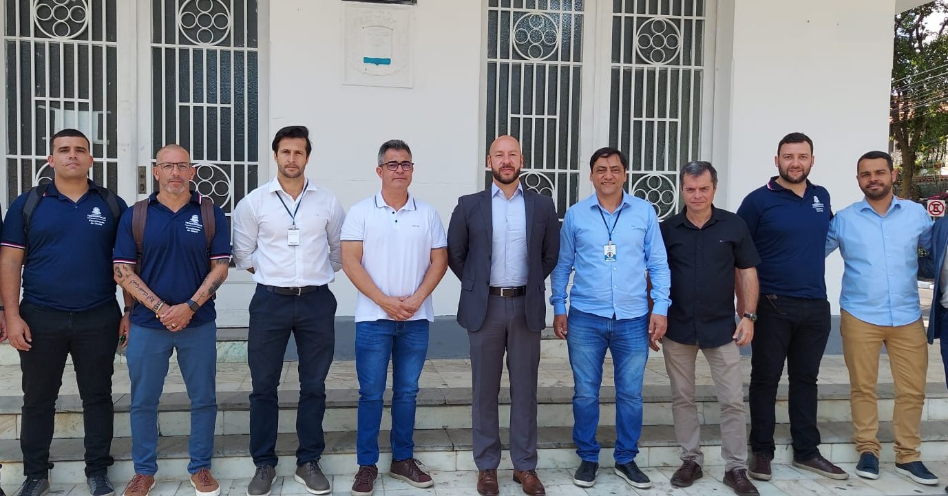 O prefeito de Teresópolis e equipe de secretários, conheceu os distritos industriais de Três Rios
