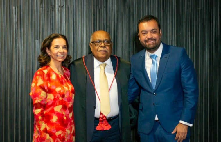 Cláudio Castro prestigia posse do novo Corregedor-Geral da Justiça Eleitoral