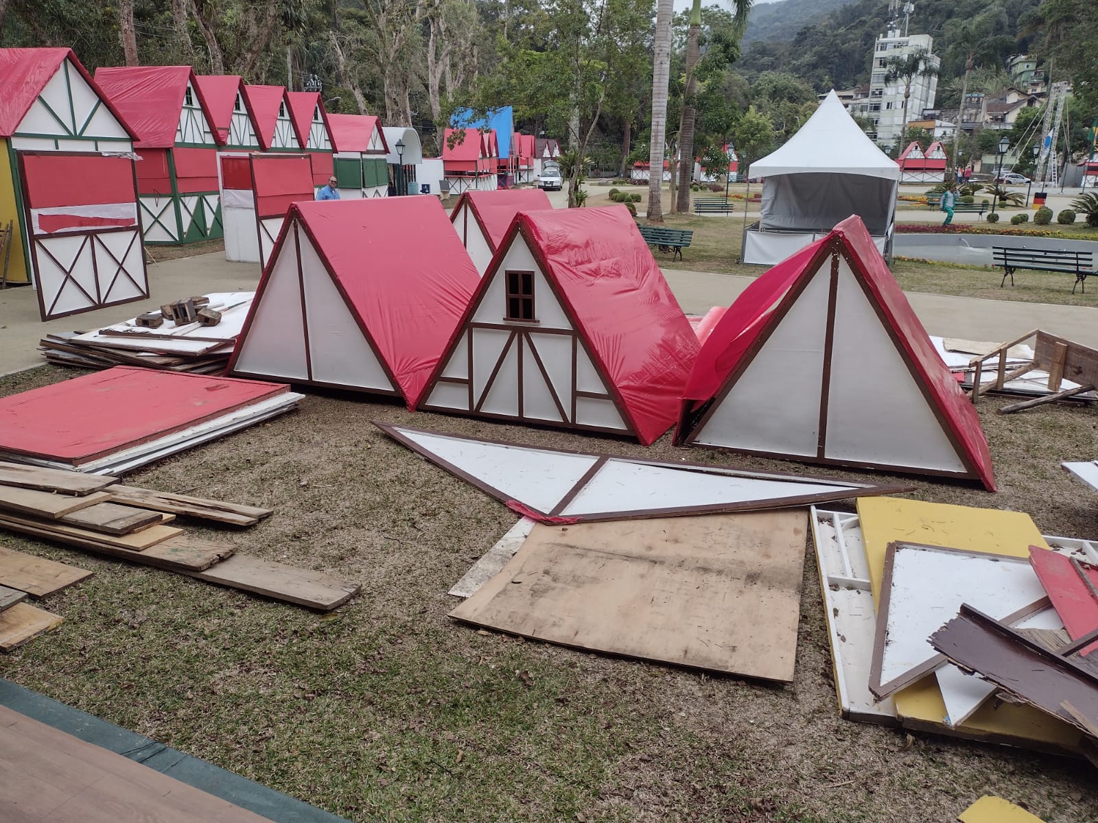 Montagem da Serra Serata na reta Final