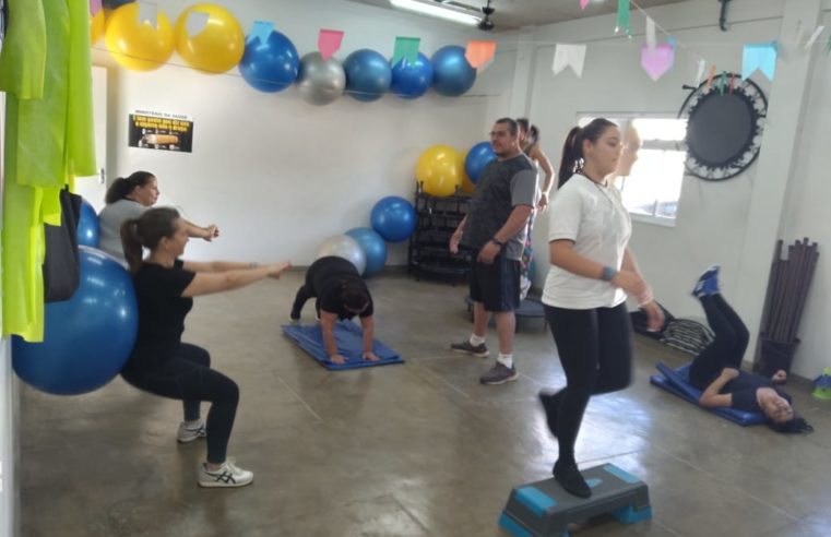 Projeto Esporte & Saúde atende 60 pessoas nas Academias da Saúde, em Petrópolis