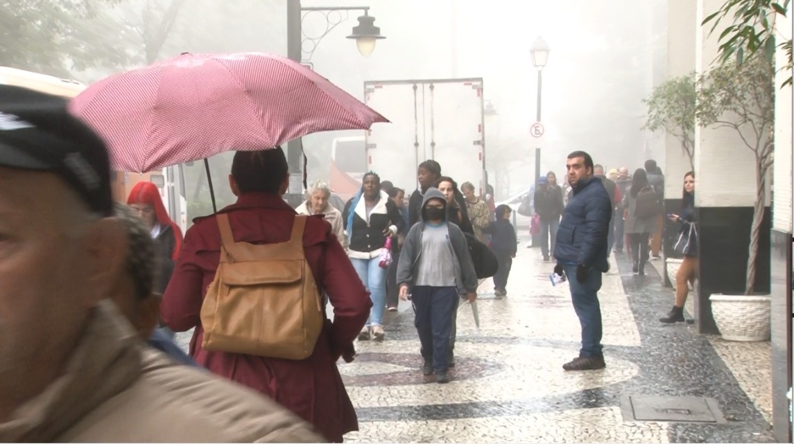 Previsão de chuva moderada a forte para a madrugada