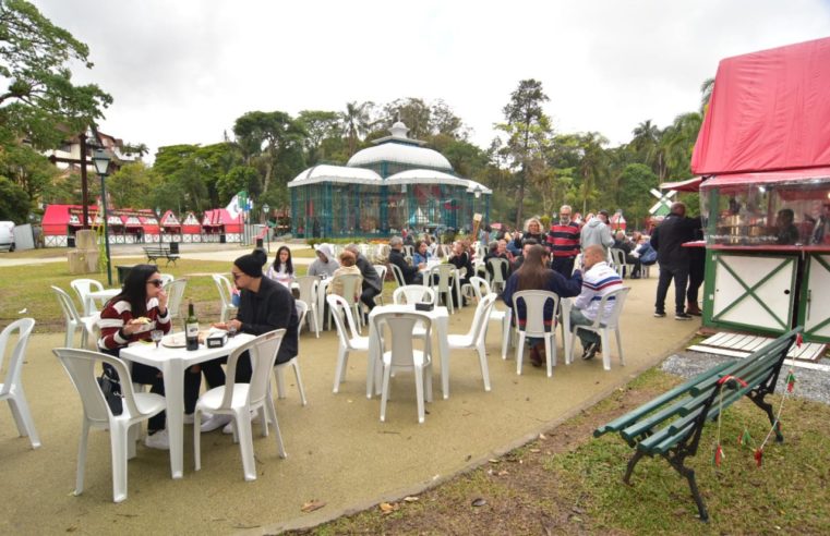 Música, palestras, exposição, teatro, dança e gastronomia marcam o primeiro fim de semana da Serra Serata