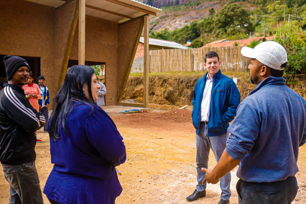 Câmara aprova denominação da Estrada da Tapera: dignidade e segurança à única comunidade remanescente do Quilombo em Petrópolis