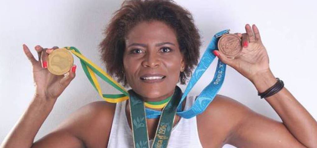 Medalhista olímpica, Alessandra, denuncia racismo: “me fez sair do taxi”.