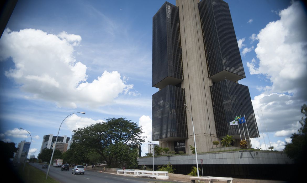 Copom inicia sexta reunião do ano para definir juros básicos