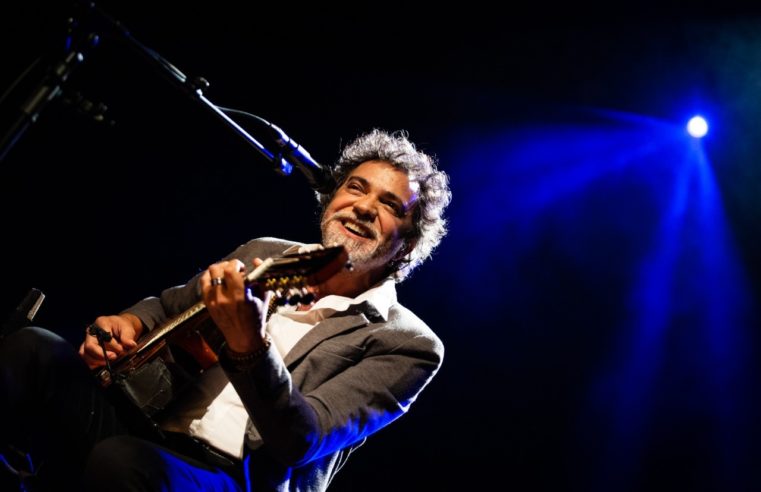 Soberano Itaipava recebe Paulinho Moska e violões Fênix do Museu Nacional