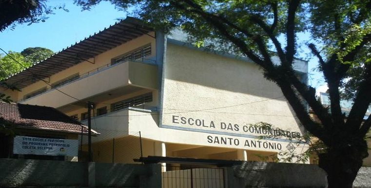 Eleitora morre na fila de votação em Petrópolis, no Alto da Serra