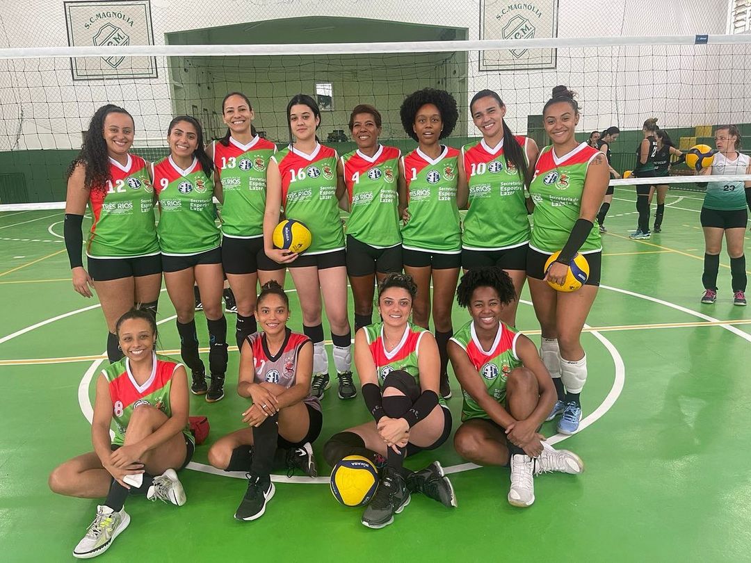 Fim de semana esportivo de Petrópolis teve definições no Vôlei Feminino e no Futebol de Campo nas categorias de base
