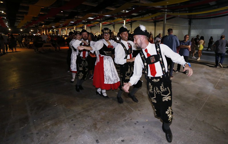 Cláudio Castro participa da abertura do mais tradicional festival de chope e cerveja do mundo