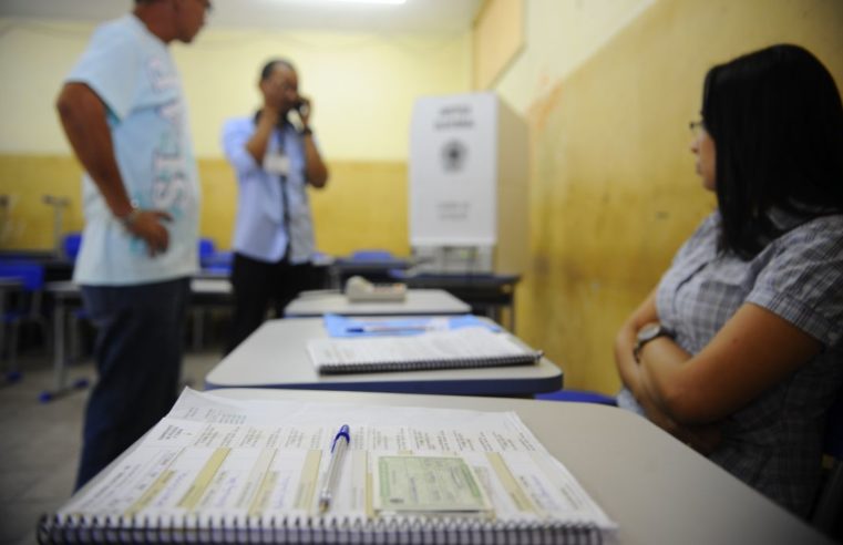 Eleições 2022: o que fazem os mesários durante o processo de votação