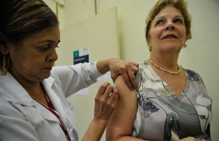 Anvisa define composição de vacinas contra influenza para 2023