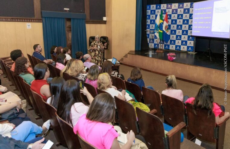 Outubro Rosa e a importância do aleitamento materno é tema de conferência de saúde