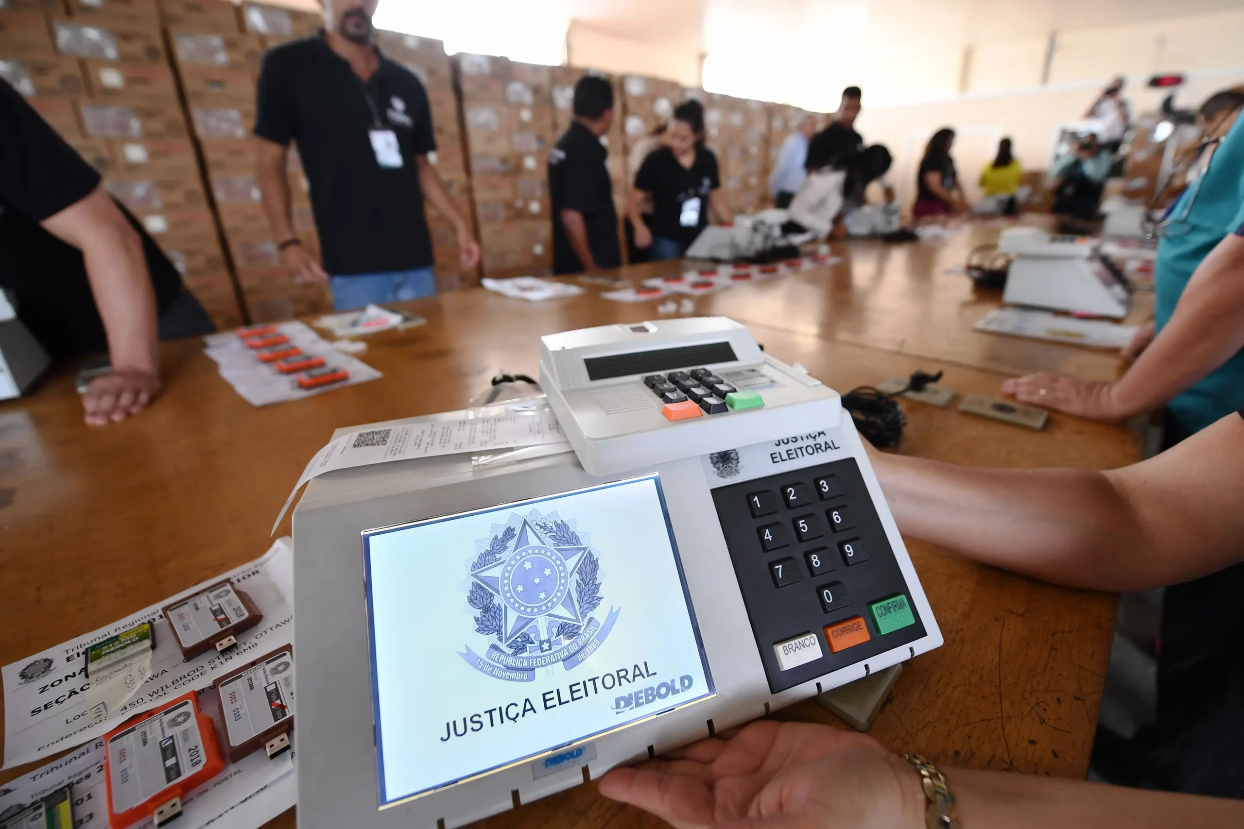 Votações para brasileiros em São Francisco, nos Estados Unidos, só encerram as 21h