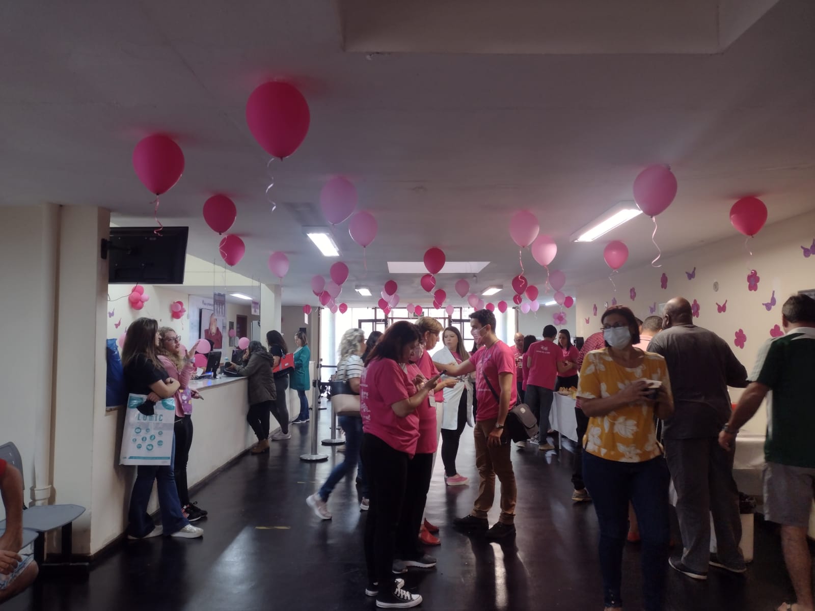 Mais de 150 consultas foram realizadas no Dia D do Outubro Rosa no HAC