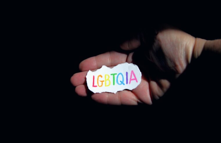 Centro de Cidadania alerta para as condições da população LGBTQIAP+ em Petrópolis