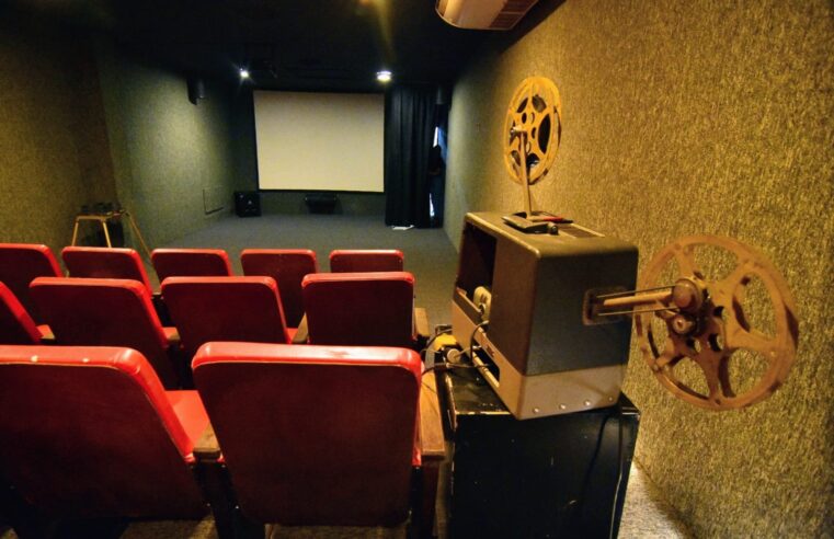 Prefeitura reabre única sala de cinema pública de Petrópolis