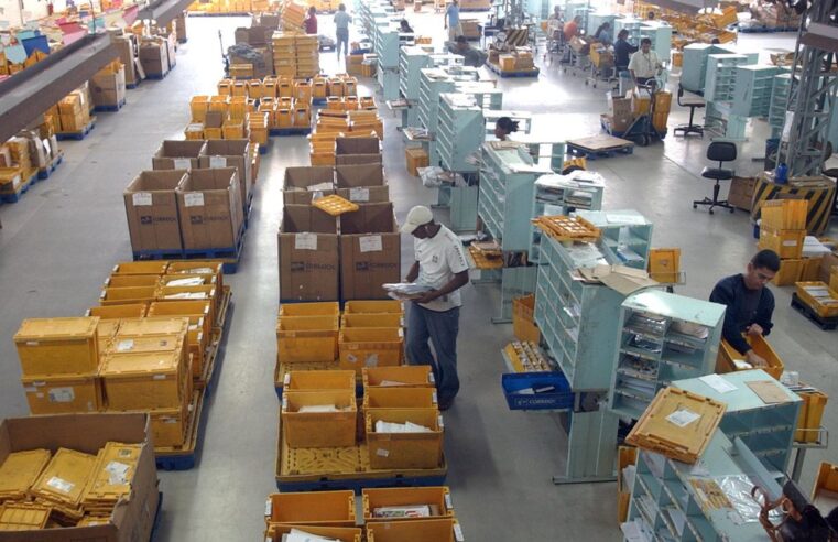 Leilão de mais de 40 mil itens esquecidos nos Correios ocorre hoje