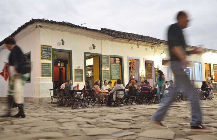 Começa a venda de ingressos para a 20ª Festa Literária de Paraty