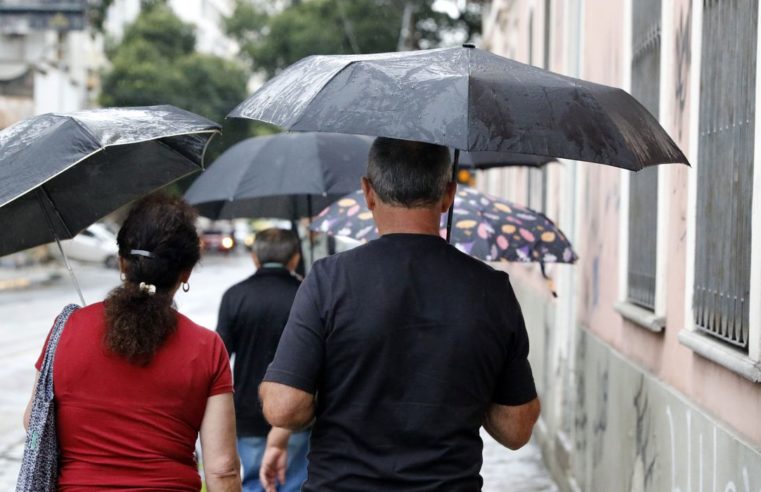 Governo do Rio amplia medidas de alerta sobre desastres naturais