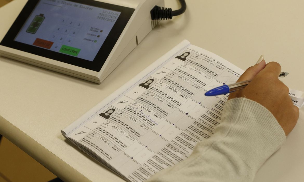 Segundo turno teve 570 mil votos a mais do que o primeiro