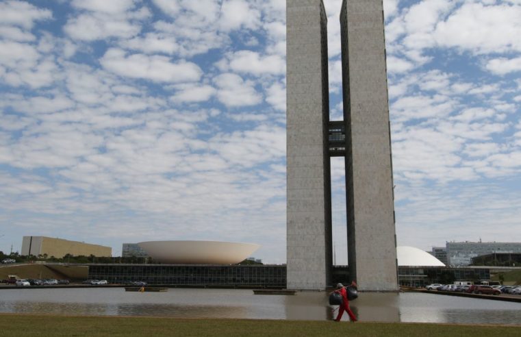 Saiba como é o cálculo para eleição de deputados