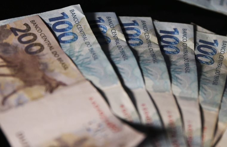 Mercado financeiro reduz projeção da inflação de 5,74% para 5,71%