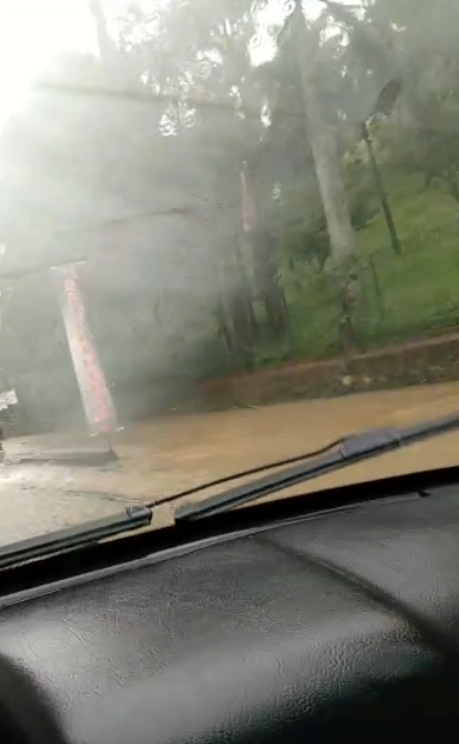 Chuva não dá trégua em Petrópolis e preocupa população