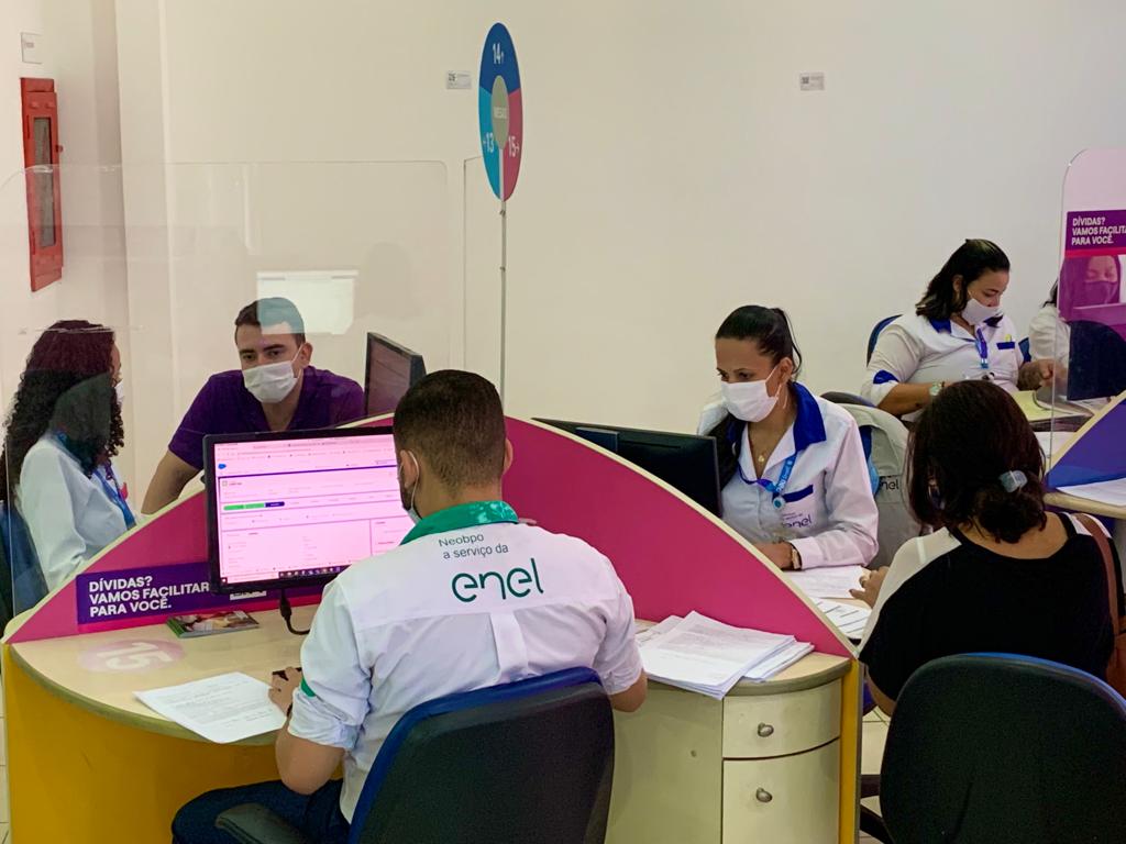 Enel Distribuição Rio prorroga campanha de negociação de dívidas com descontos de até 30% e parcelamentos em até 21 vezes sem juros no cartão 