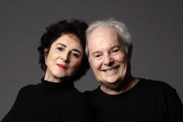 Soberano apresenta Olivia a Francis Hime no show “Lembrando Vinícius”