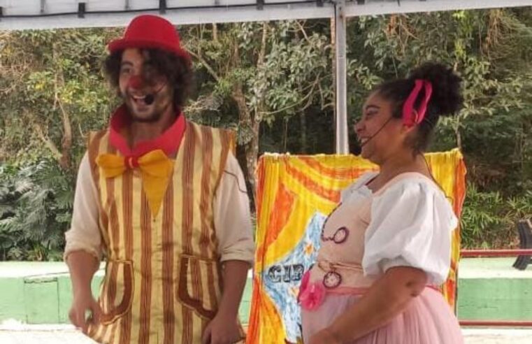 Grupo petropolitano Gran Circo Teatro Popular apresenta Piuí Piuí, o Circo Vem Aí