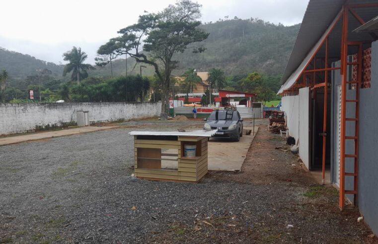 Justiça suspende inauguração da Itaipava Feira Mix, conhecida como a “Nova Feirinha de Itaipava”