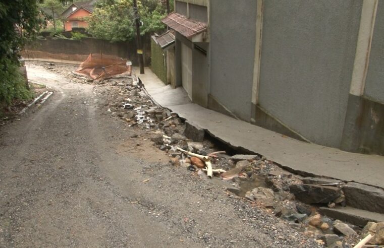 Castelânea, em Petrópolis, apresenta problemas de mobilidade urbana