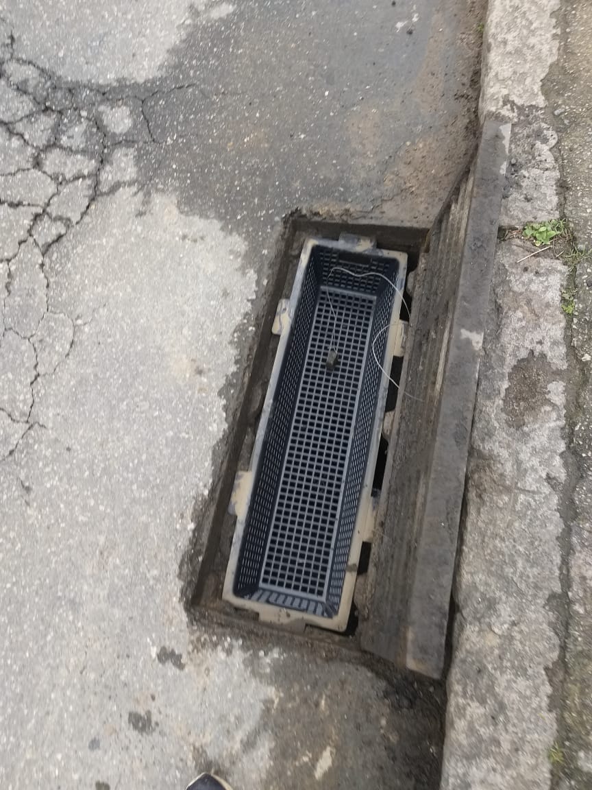 Após nove meses da tragédia retentores de resíduos são instalados em bueiros de Petrópolis