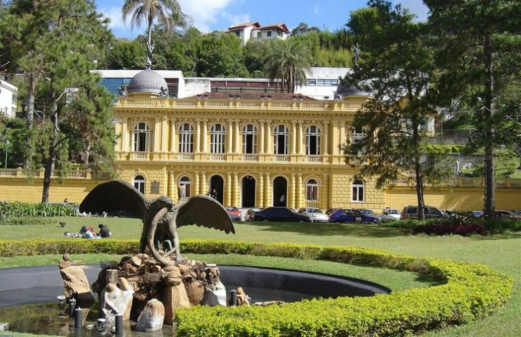 Comissão da Câmara Municipal apresenta relatório sobre finanças, infraestrutura e retomada da economia em Petrópolis