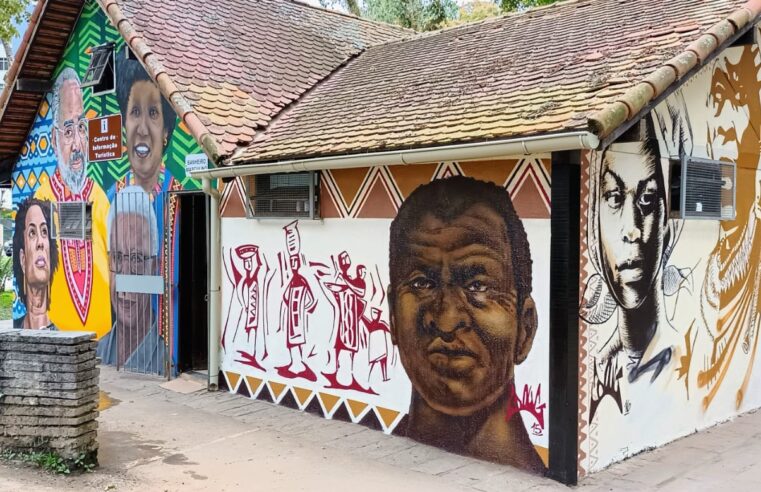Mês da Consciência Negra: painéis do CIT são restaurados e ganham novos graffitis_ Abdias do Nascimento, Lélia Gonzalez, Marielle Franco e Milton Gonçalves estão representados nos painéis_