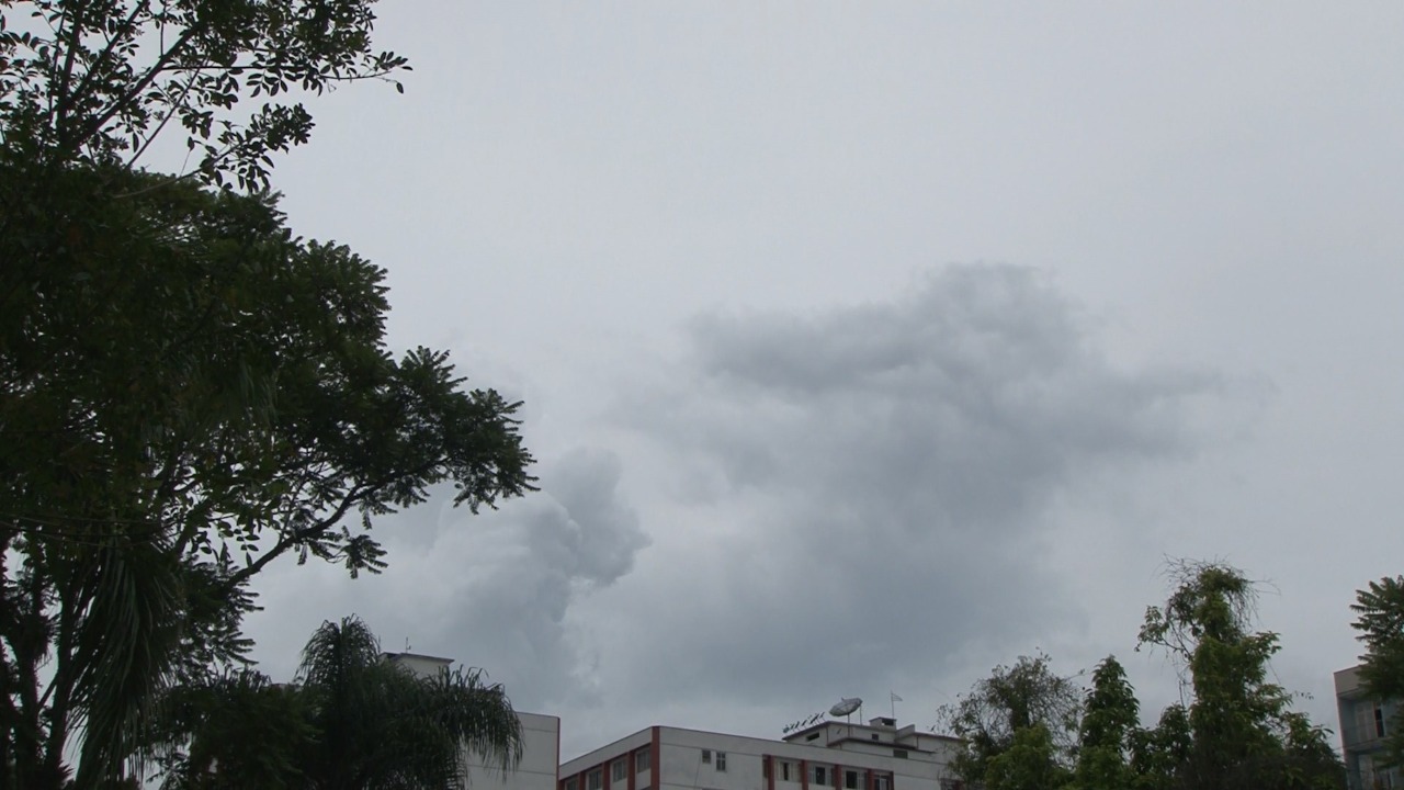 Defesa Civil emite alerta de chuva moderada a forte para quinta-feira em Petrópolis