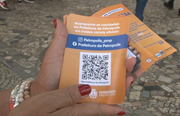 Prefeitura realiza ação para aumentar cadastro de petropolitanos para receber alertas da defesa civil