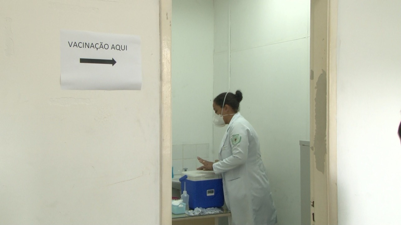 Petrópolis passa a contar com postos itinerantes de vacinação contra a influenza em mais três terminais