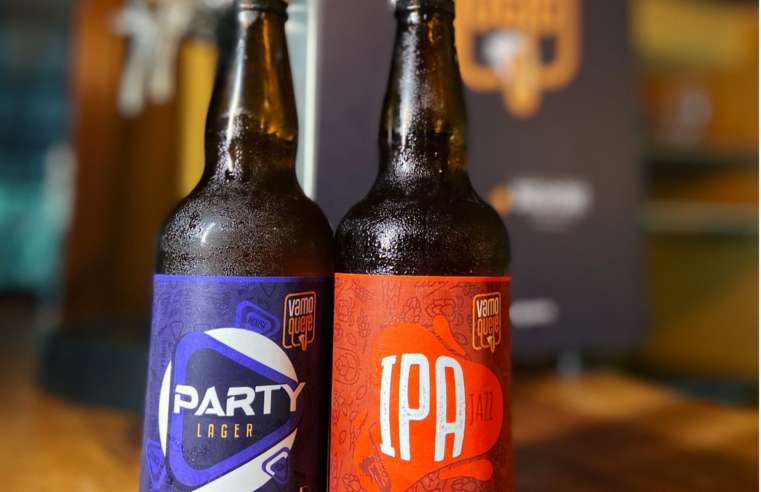 Breno Morais comemora 30 anos de carreira com lançamento da cerveja ‘Vamo Querê!’