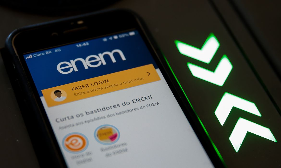 Correios conclui com sucesso a entrega das 6,8 milhões de provas do Enem 2022
